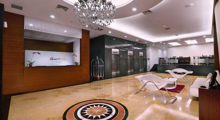 เควสต์ โฮเต็ล ดาร์โม - ซูราบายา บาย แอสตัน Hotel สุราบายา ภายนอก รูปภาพ