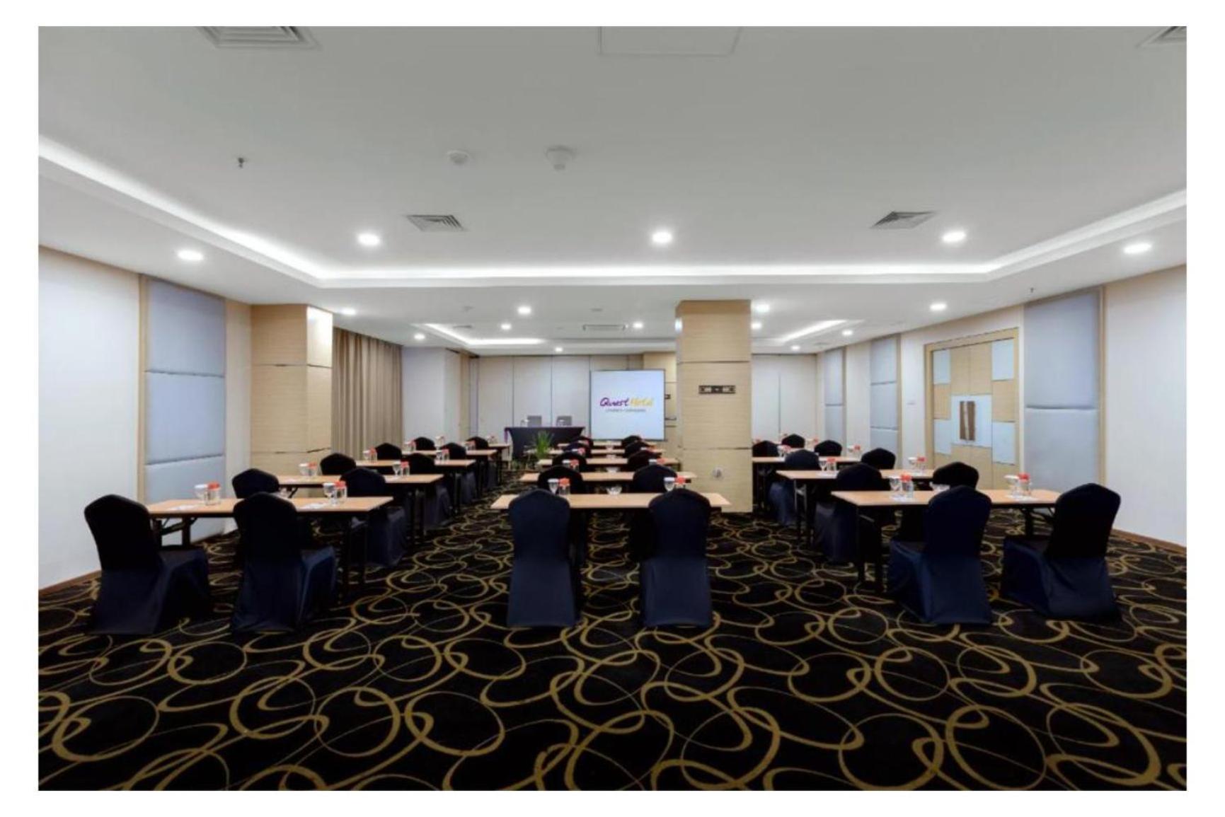 เควสต์ โฮเต็ล ดาร์โม - ซูราบายา บาย แอสตัน Hotel สุราบายา ภายนอก รูปภาพ